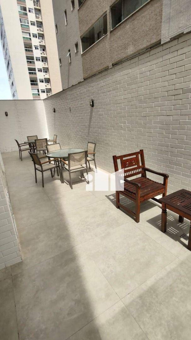 Apartamento para alugar com 2 quartos, 65m² - Foto 25