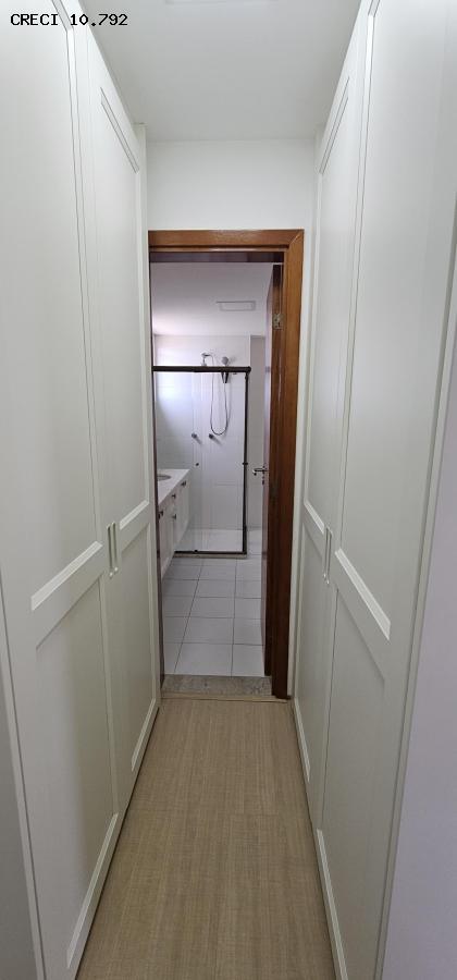 Apartamento à venda com 4 quartos, 212m² - Foto 23