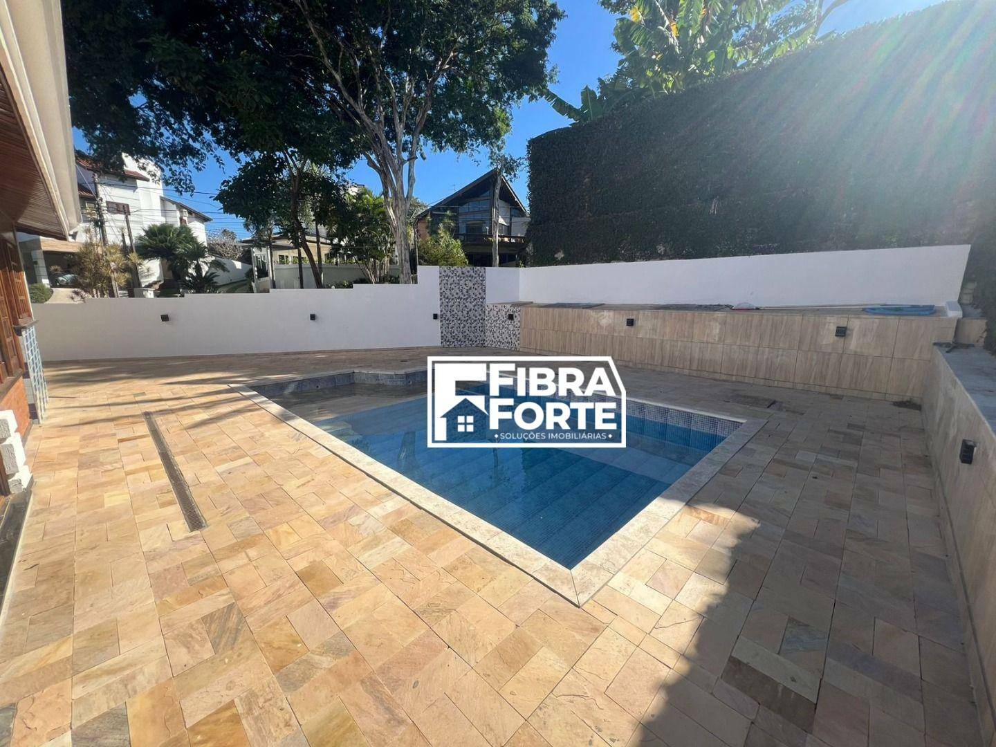 Casa de Condomínio para alugar com 5 quartos, 410m² - Foto 39