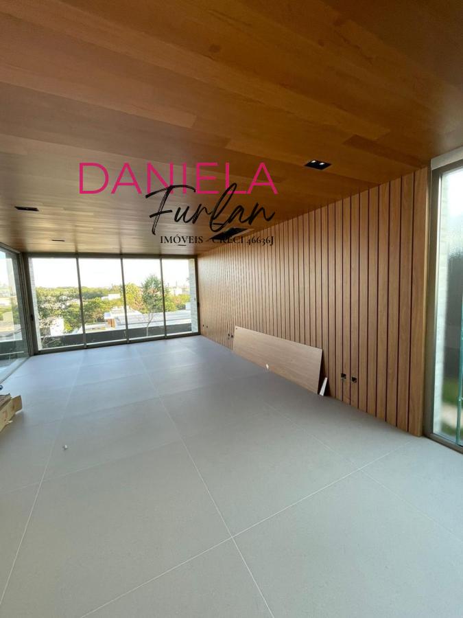 Casa de Condomínio à venda com 4 quartos, 380m² - Foto 44