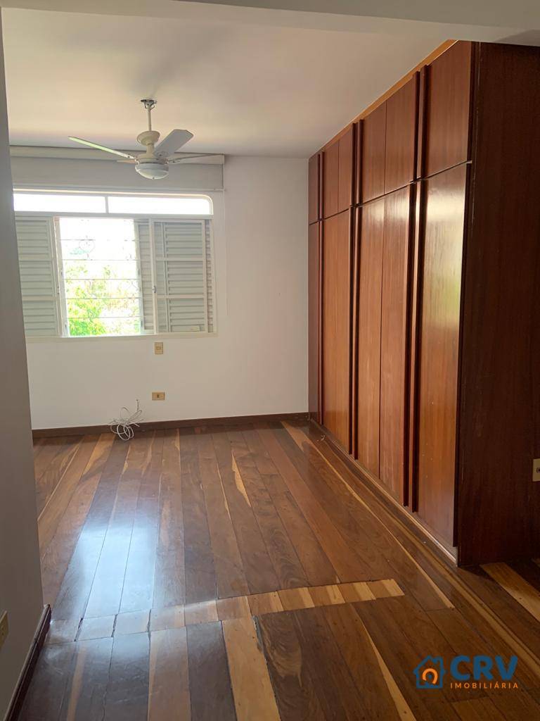 Casa à venda e aluguel com 3 quartos, 320m² - Foto 17