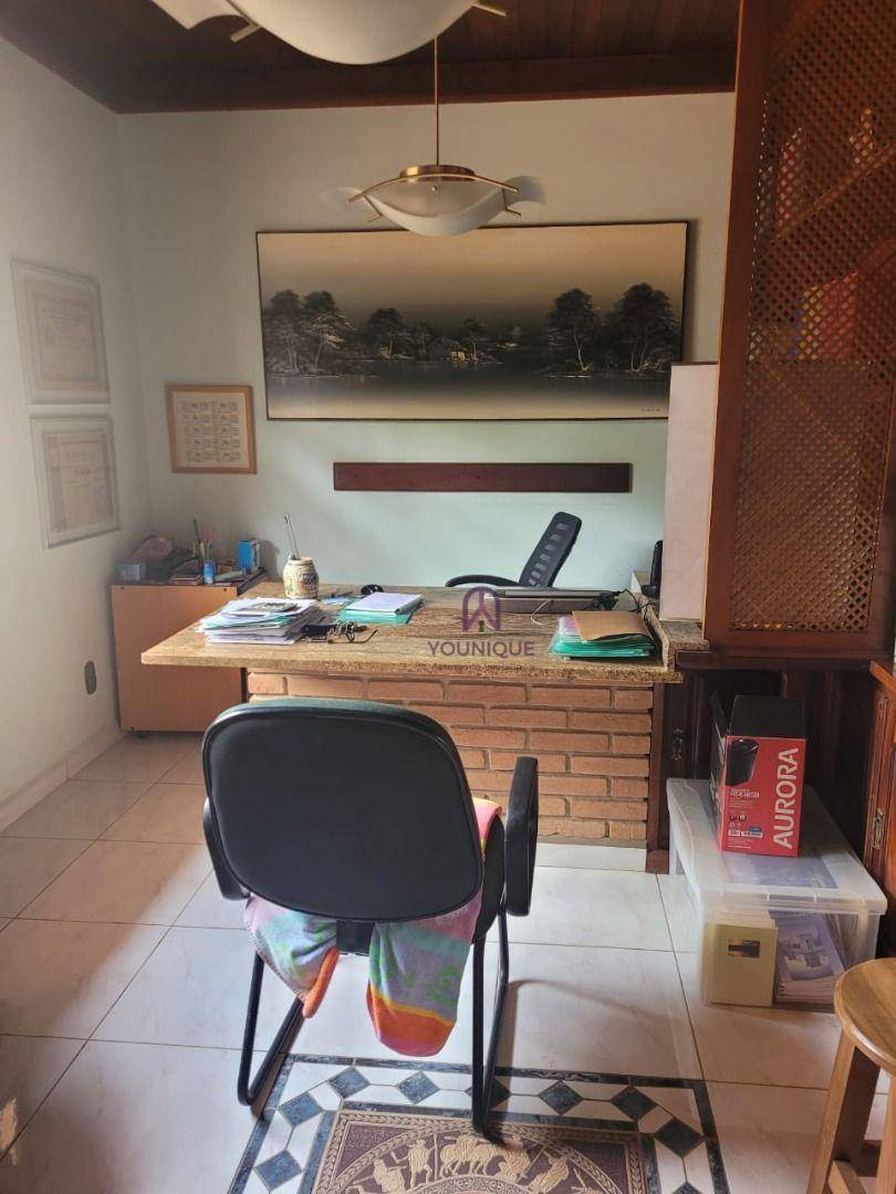 Casa à venda com 4 quartos, 810m² - Foto 34