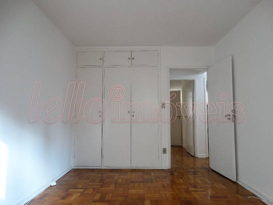 Apartamento para alugar com 2 quartos, 135m² - Foto 5