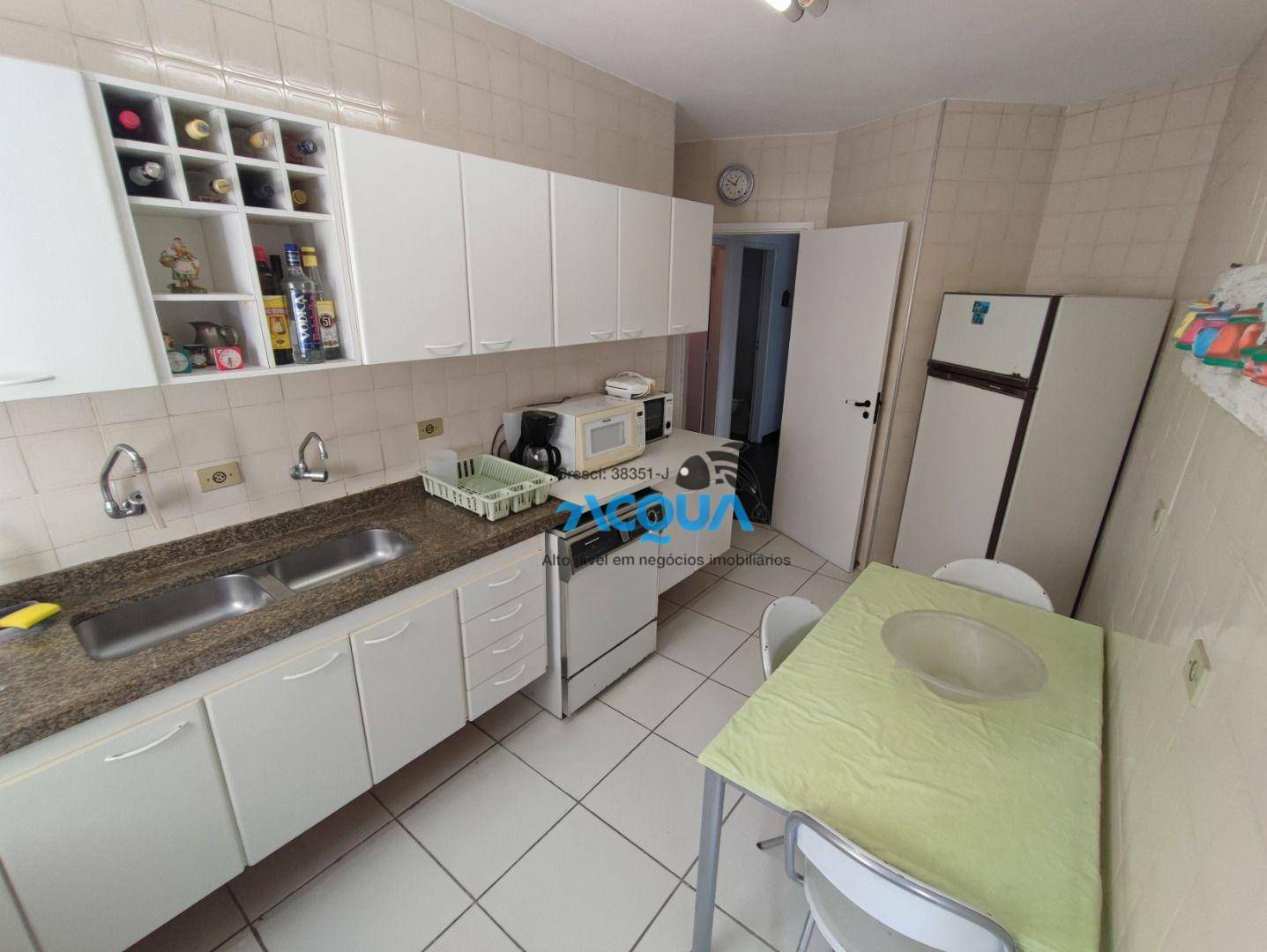 Apartamento à venda com 3 quartos, 149m² - Foto 3