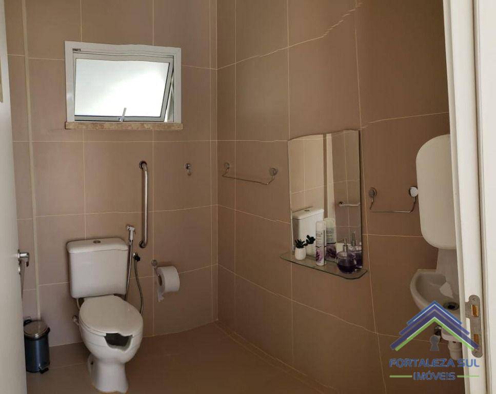 Apartamento à venda com 2 quartos, 77m² - Foto 18