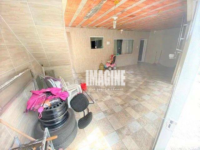 Casa à venda com 3 quartos, 200m² - Foto 3