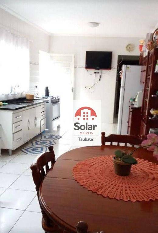 Casa à venda com 3 quartos, 160m² - Foto 4