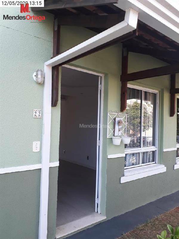 Casa de Condomínio à venda e aluguel com 2 quartos, 65m² - Foto 2