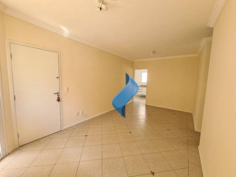 Apartamento para alugar com 2 quartos, 71m² - Foto 3