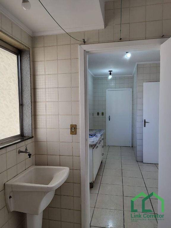 Apartamento à venda e aluguel com 2 quartos, 65m² - Foto 6