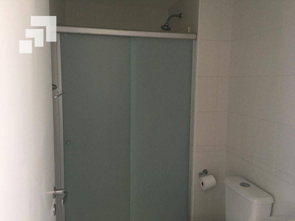 Apartamento para alugar com 1 quarto, 42m² - Foto 10