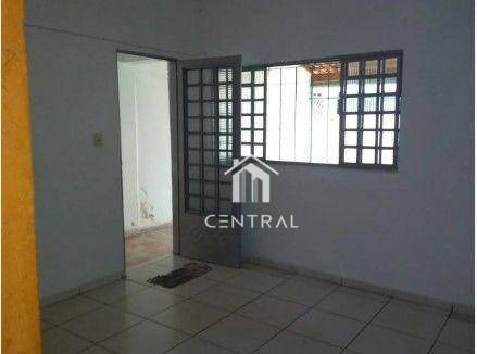 Sobrado à venda com 4 quartos, 150m² - Foto 1