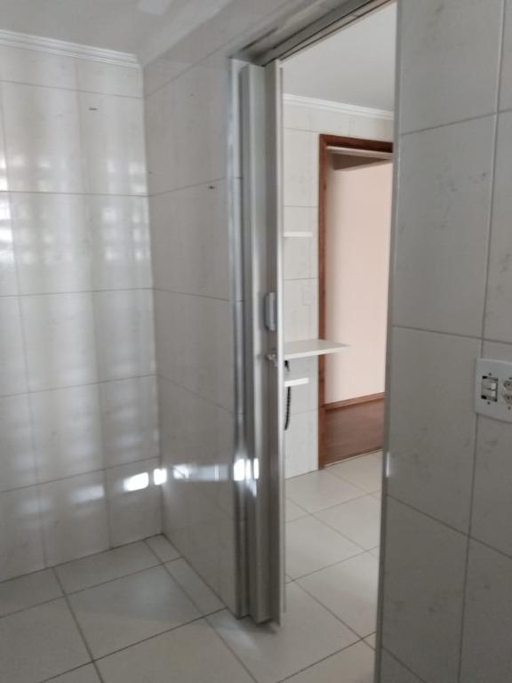 Apartamento à venda com 2 quartos, 62m² - Foto 10