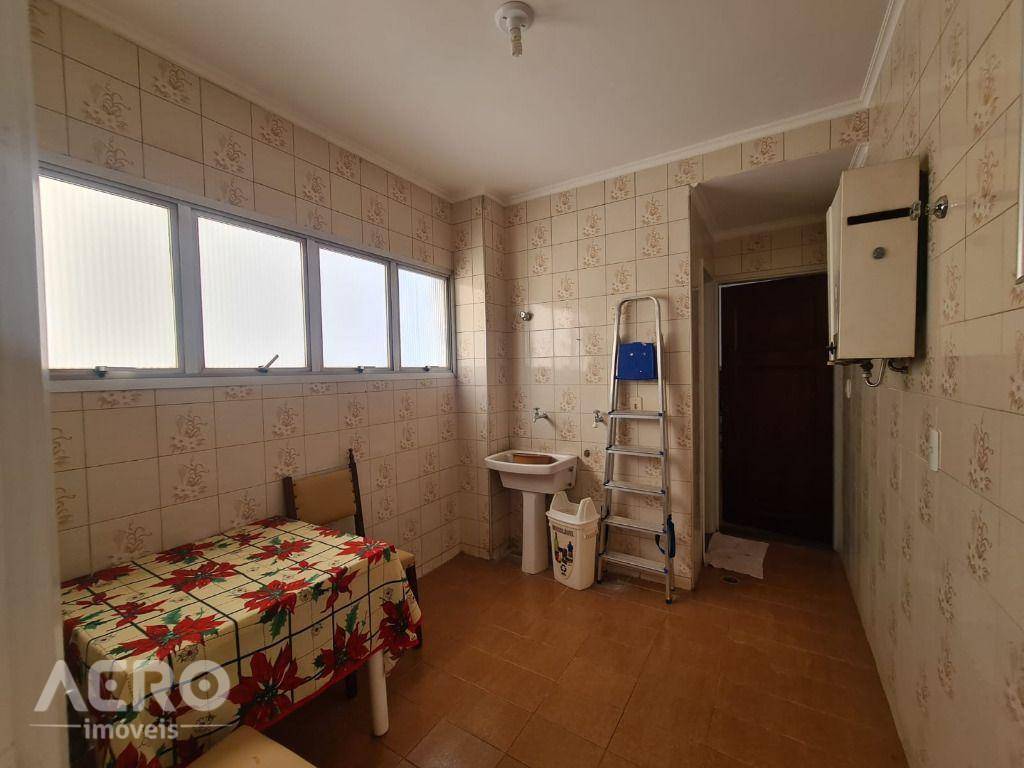 Apartamento à venda com 3 quartos, 107m² - Foto 5