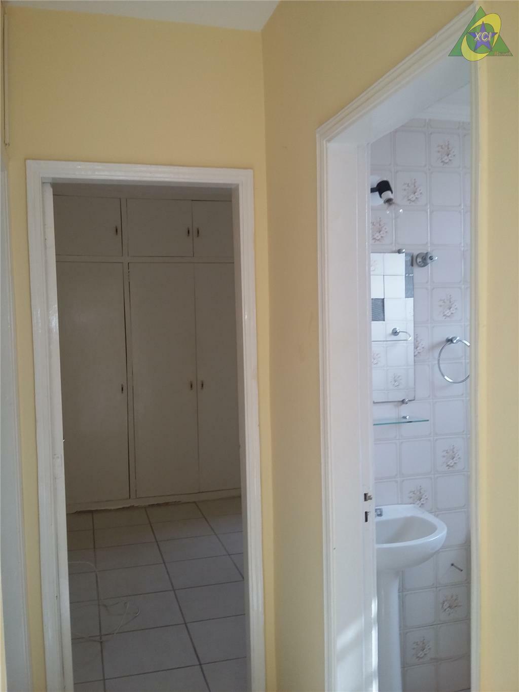 Apartamento à venda com 2 quartos, 80m² - Foto 8