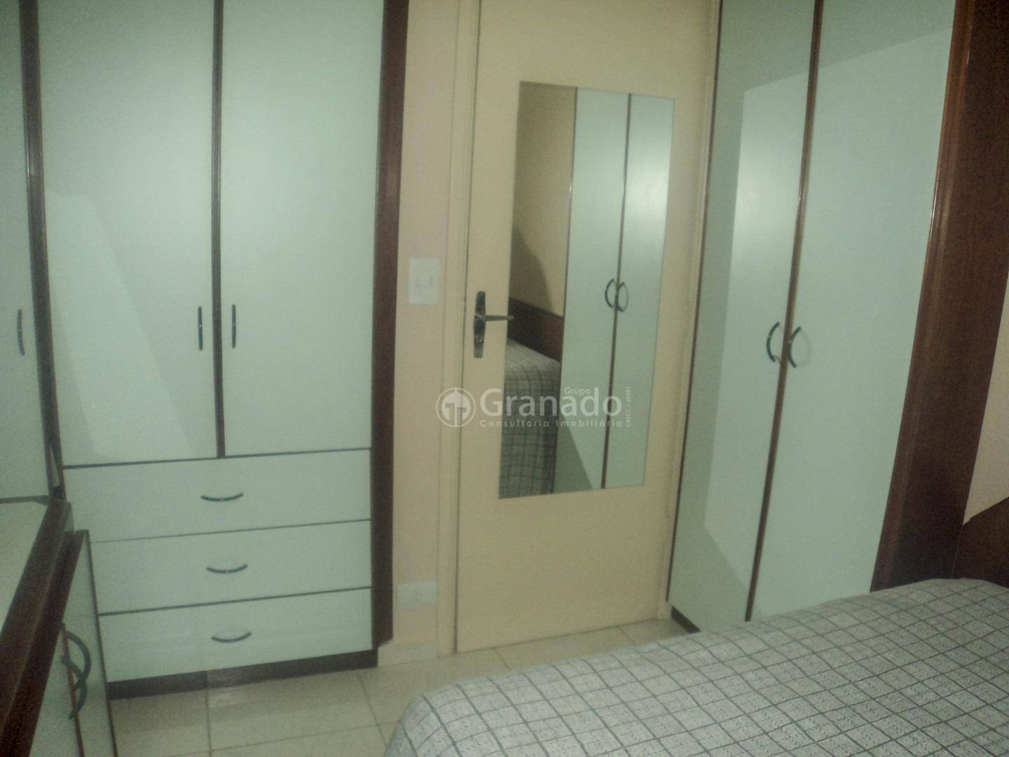 Apartamento à venda com 2 quartos, 74m² - Foto 5