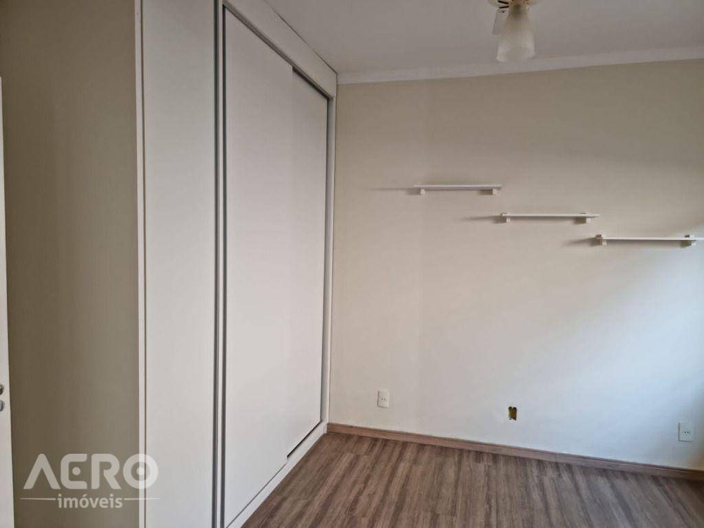 Casa à venda com 3 quartos, 175m² - Foto 15