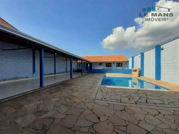 Casa à venda com 2 quartos, 160m² - Foto 4