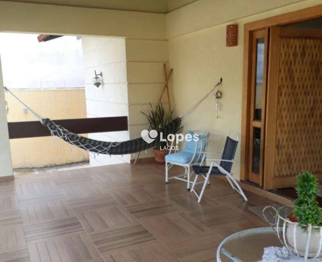 Casa à venda com 4 quartos, 340m² - Foto 5