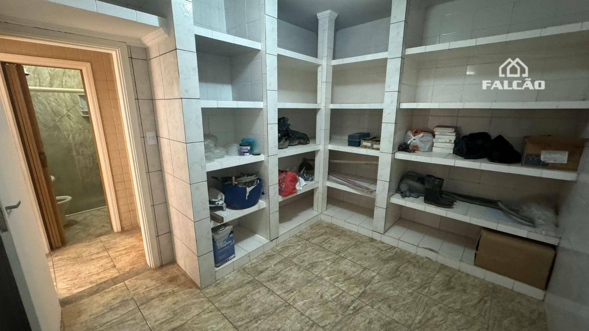 Sobrado à venda com 4 quartos, 214m² - Foto 40