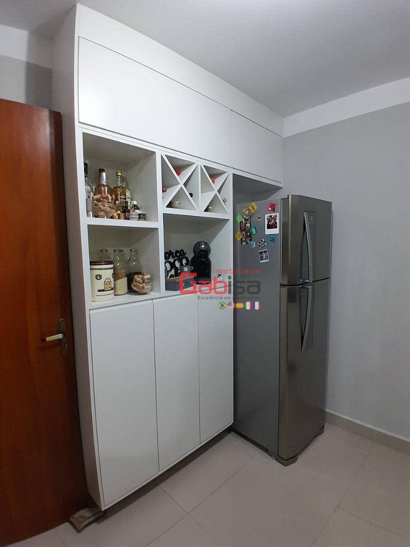 Apartamento à venda com 2 quartos, 70m² - Foto 21