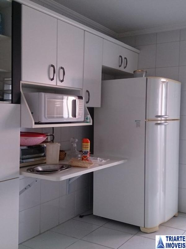 Apartamento à venda com 2 quartos, 72m² - Foto 11