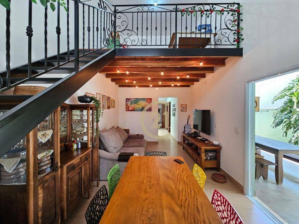 Casa de Condomínio à venda com 3 quartos, 133m² - Foto 1