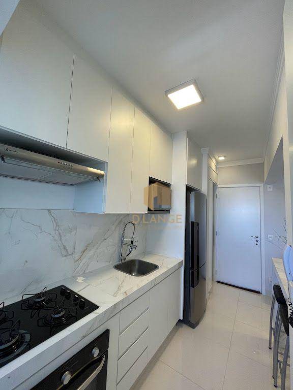 Apartamento à venda com 2 quartos, 60m² - Foto 16