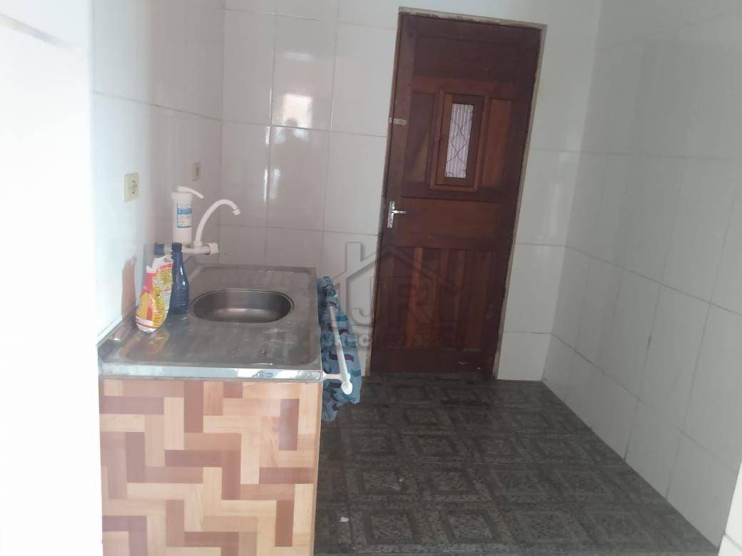 Casa para alugar com 1 quarto, 50M2 - Foto 2