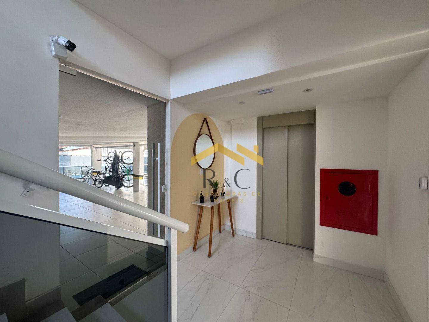 Casa à venda com 3 quartos, 130m² - Foto 2