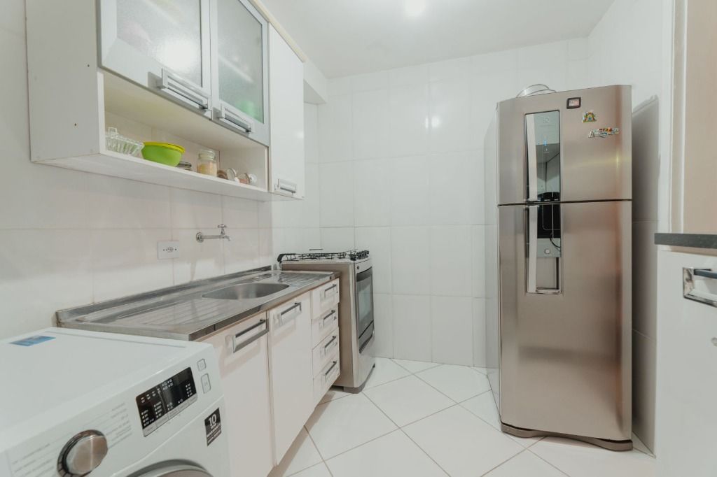 Apartamento à venda com 2 quartos, 45m² - Foto 10