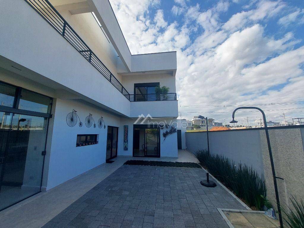 Casa de Condomínio à venda com 4 quartos, 270m² - Foto 17