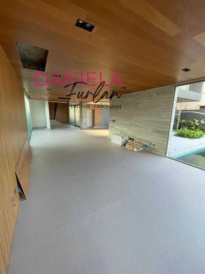 Casa de Condomínio à venda com 4 quartos, 380m² - Foto 45