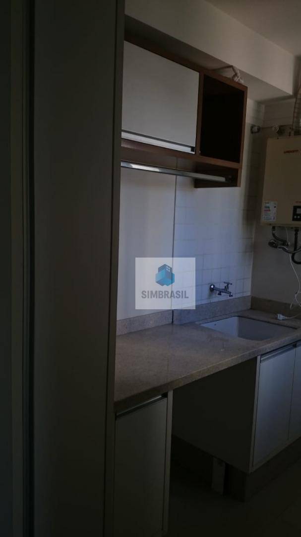 Apartamento à venda com 3 quartos, 134m² - Foto 17