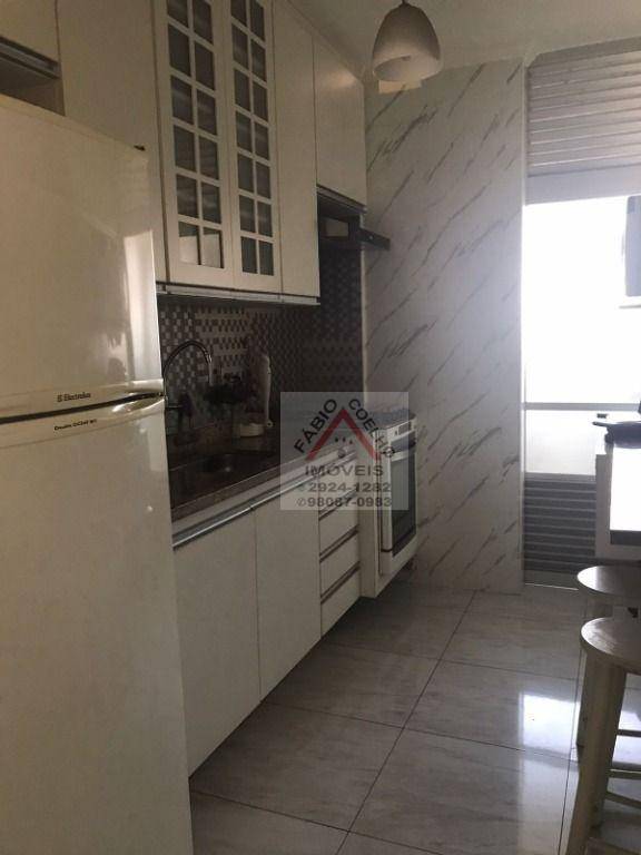 Apartamento à venda com 2 quartos, 64m² - Foto 47