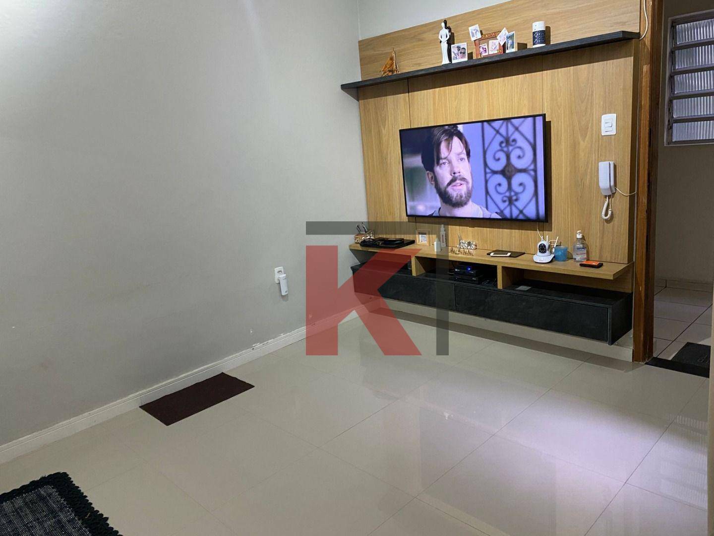 Apartamento à venda com 2 quartos, 75m² - Foto 2