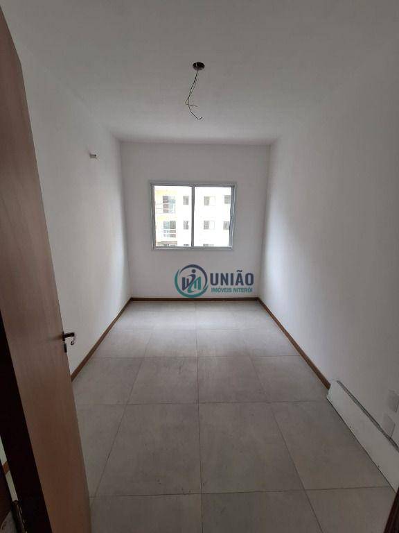 Apartamento à venda com 2 quartos, 63m² - Foto 11