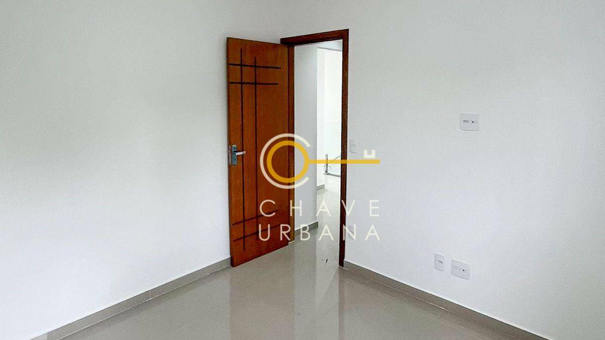 Sobrado à venda com 3 quartos, 130m² - Foto 4