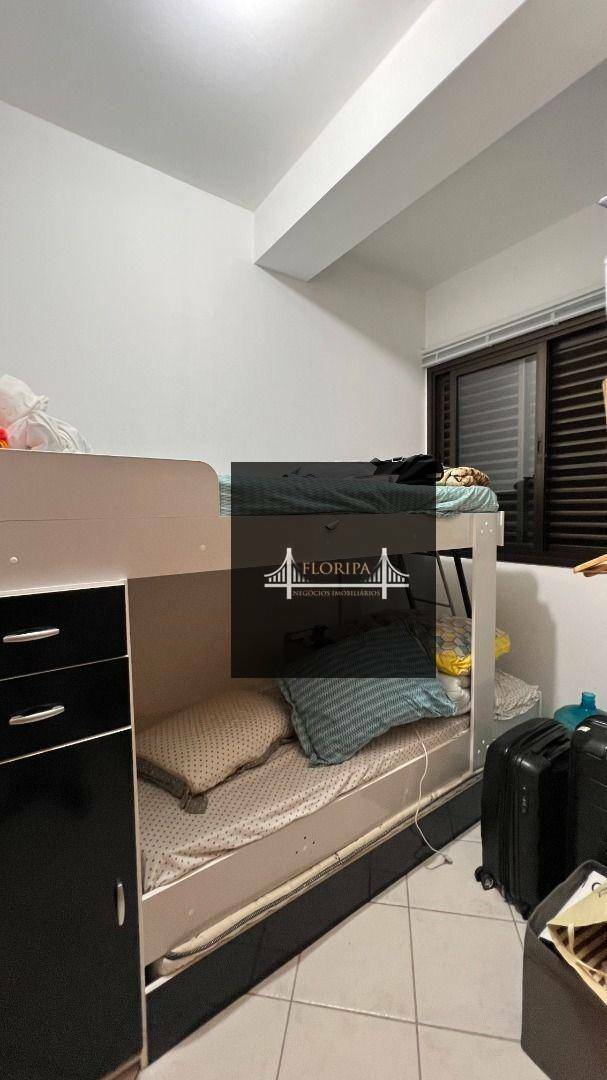 Apartamento à venda com 4 quartos, 143m² - Foto 12