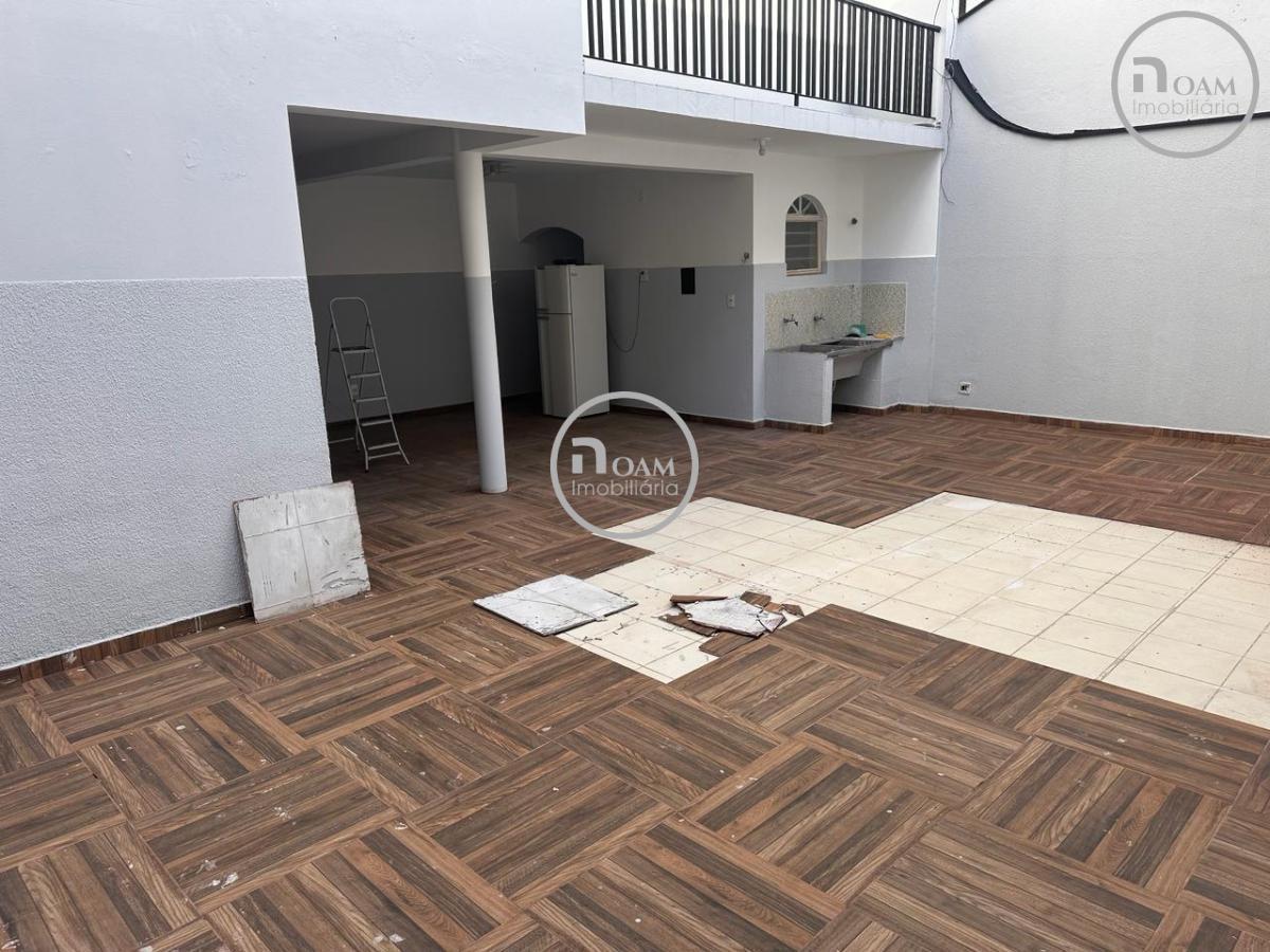 Casa para alugar com 3 quartos, 560m² - Foto 10