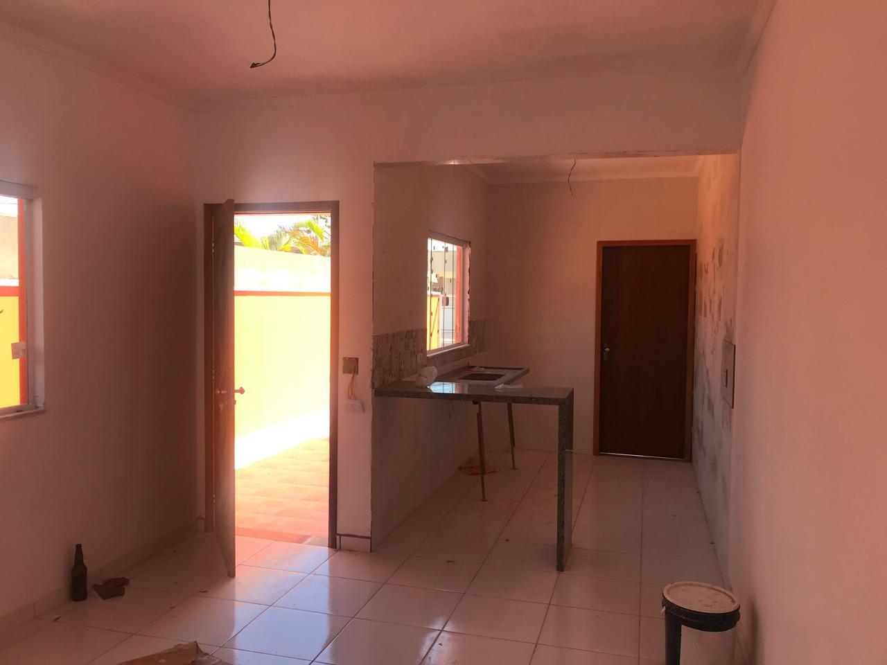 Casa à venda com 2 quartos, 55m² - Foto 7