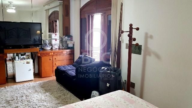 Sobrado à venda com 3 quartos, 300m² - Foto 3