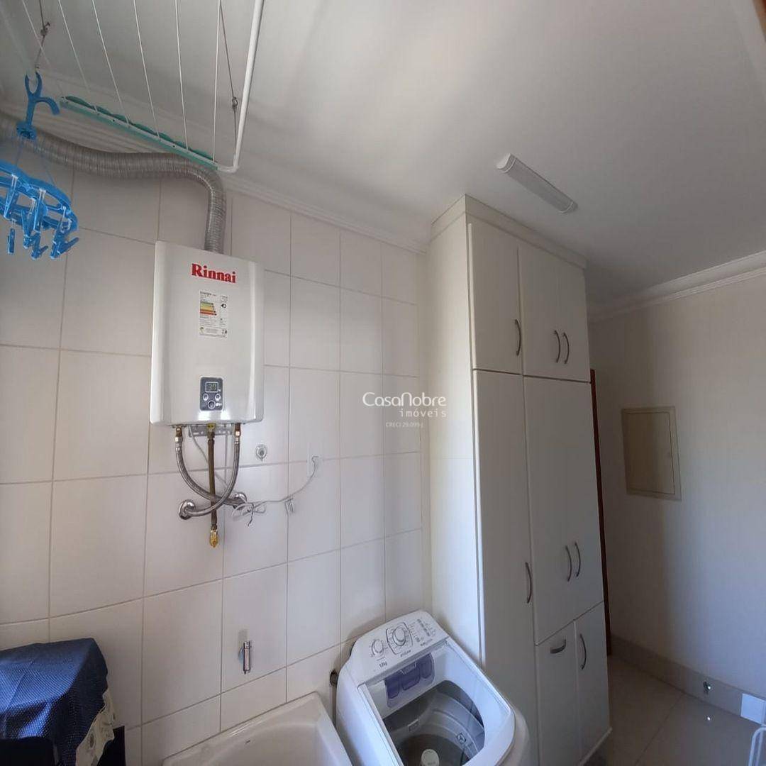 Apartamento à venda com 3 quartos, 137m² - Foto 13