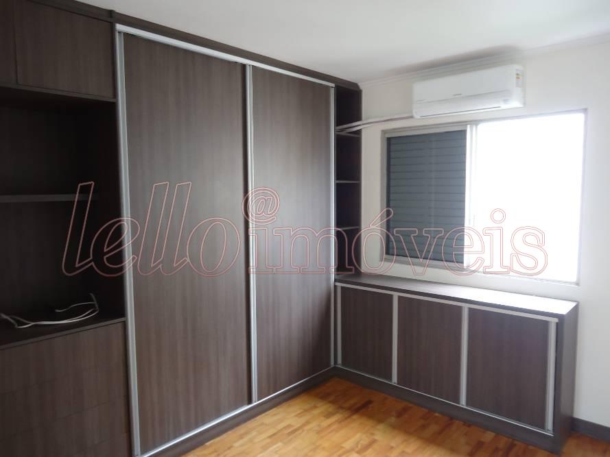 Apartamento para alugar com 3 quartos, 120m² - Foto 4