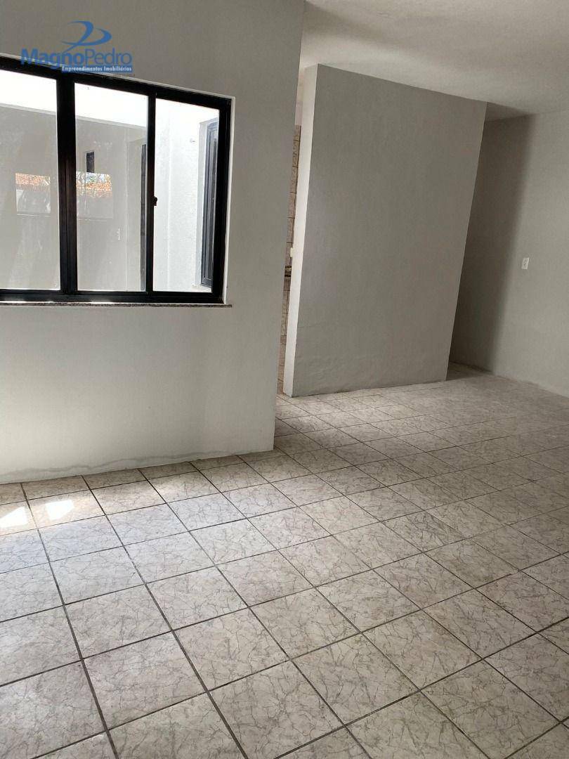 Casa para alugar com 3 quartos, 210m² - Foto 11