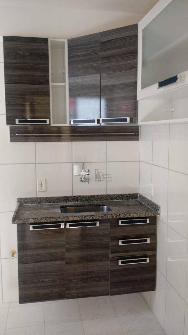 Apartamento à venda com 2 quartos, 48m² - Foto 3