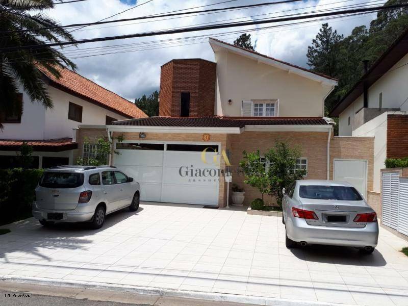 Casa de Condomínio à venda com 4 quartos, 300m² - Foto 1