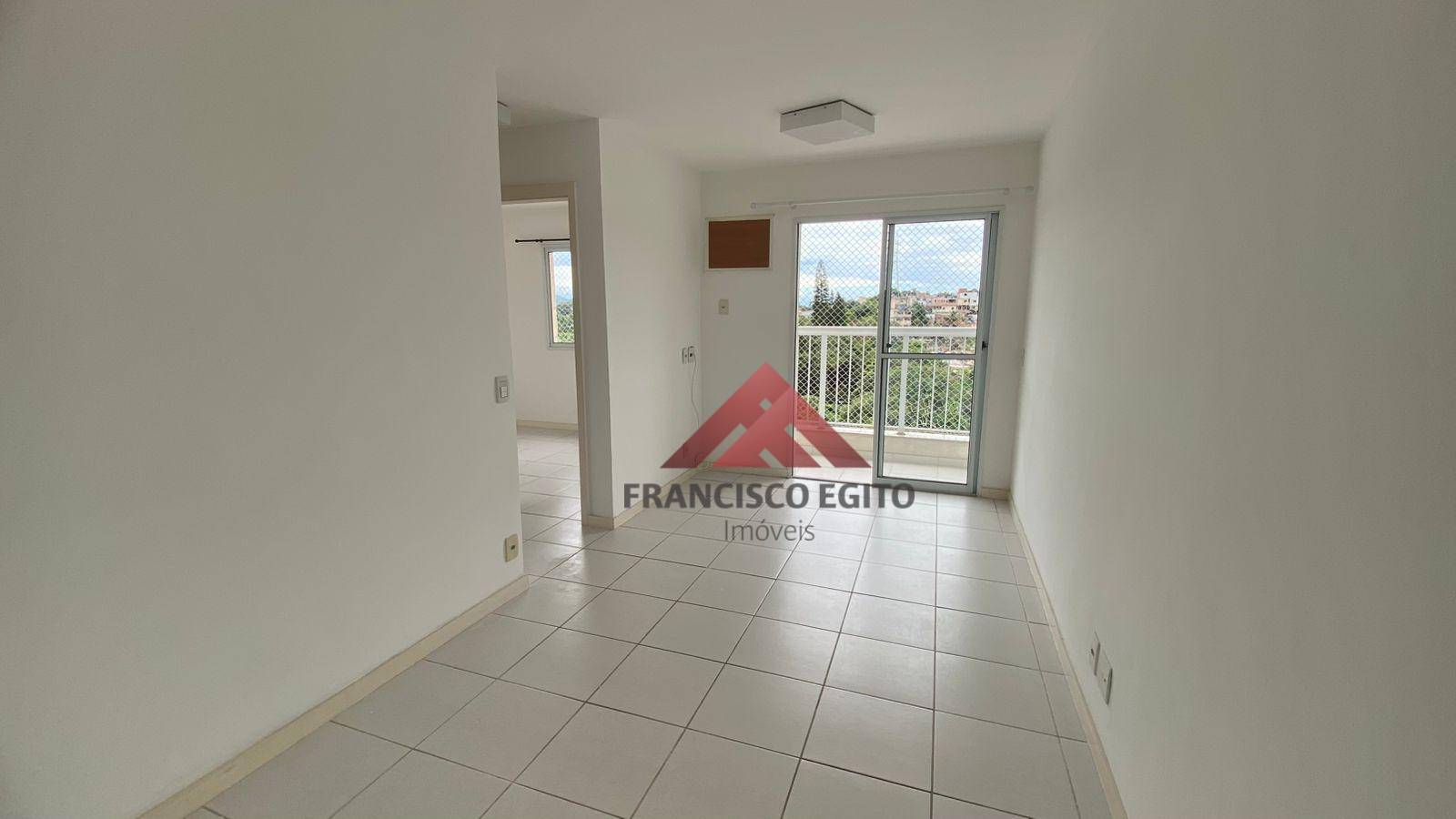 Apartamento à venda com 2 quartos, 66m² - Foto 1