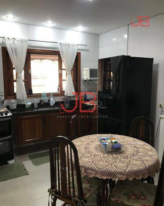 Chácara à venda e aluguel com 3 quartos, 220m² - Foto 9