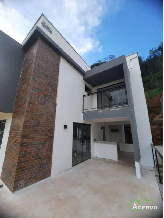 Casa de Condomínio à venda com 3 quartos, 215m² - Foto 8